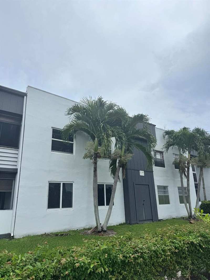 32 NORMANDY A # 32, Delray Beach FL 33484