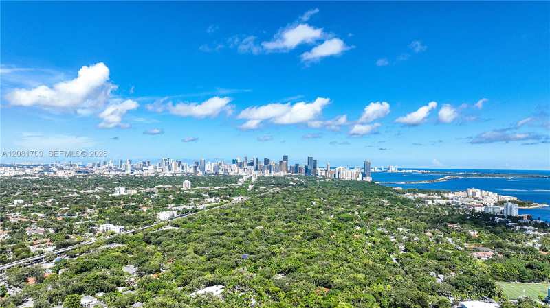 2205 Overbrook St, Miami FL 33133