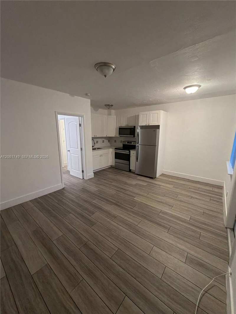 1145 NW 3rd St # 3, Miami FL 33128