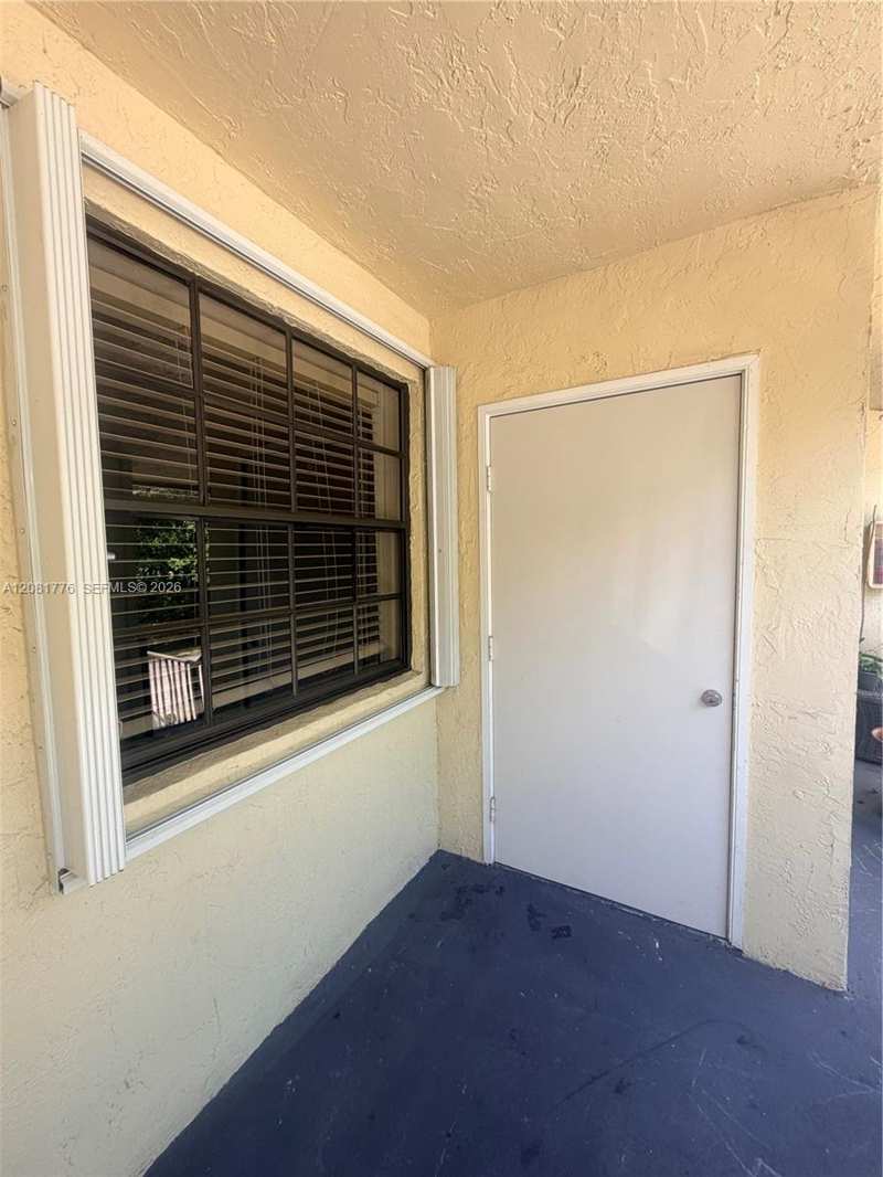 950 Constitution Dr # 950H, Homestead FL 33034