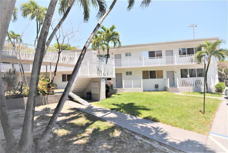 75 S Shore Dr # 4B, Miami Beach FL 33141