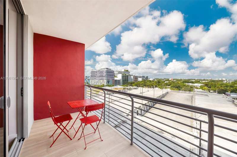 90 NE 32 # 916, Miami FL 33137