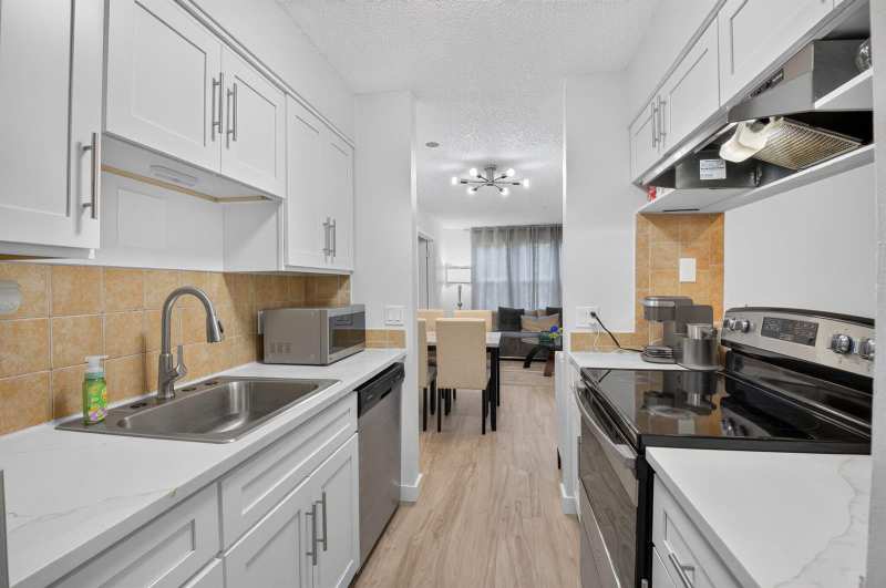 2305 N CONGRESS Avenue # 21, Boynton Beach FL 33426