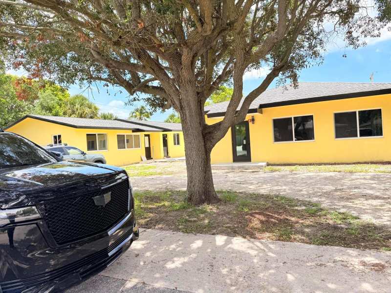 111 SW 10th Avenue, Delray Beach FL 33444