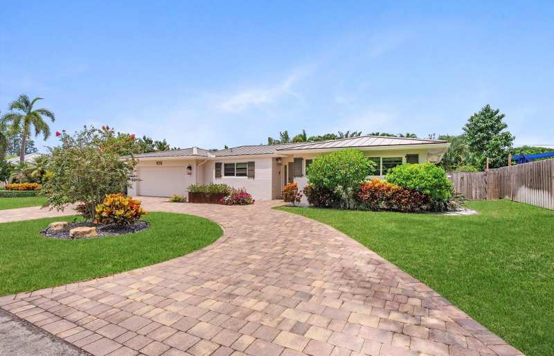 1051 NW 3rd Street, Boca Raton FL 33486