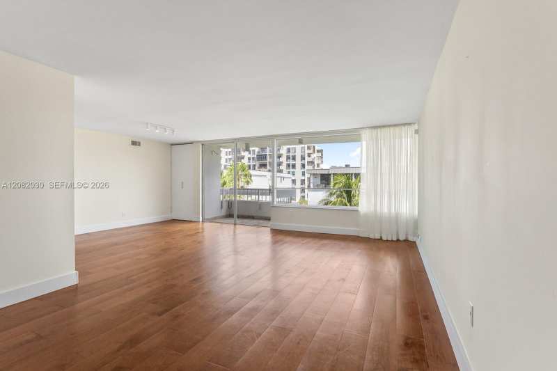 150 Sunrise Dr # 5A, Key Biscayne FL 33149