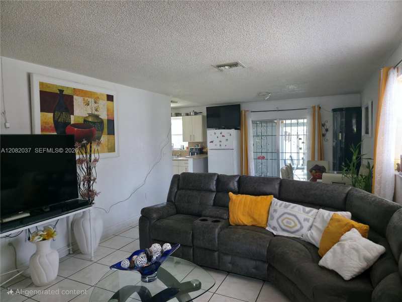 2237 NW 50th St, Miami FL 33142
