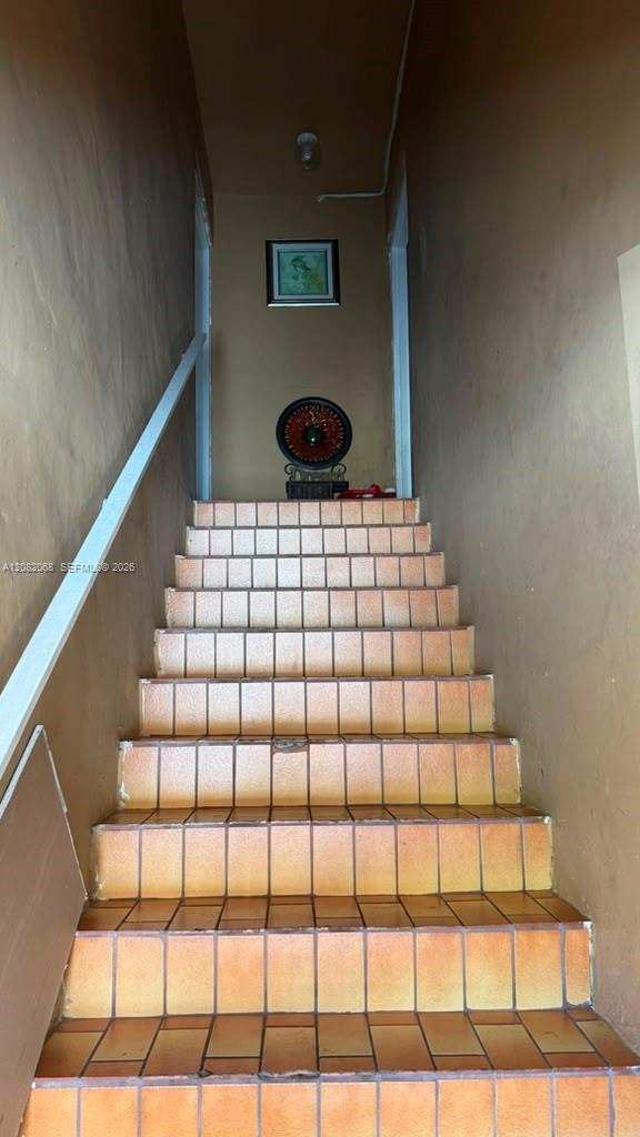 2770 W 61st Pl # 204, Hialeah FL 33016