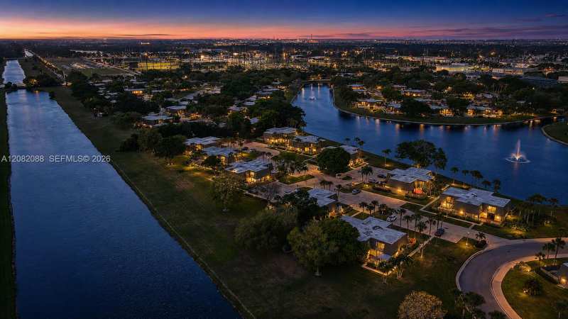 2404 24th Way, West Palm Beach FL 33407