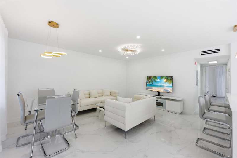 618 Normandy M, Delray Beach FL 33484