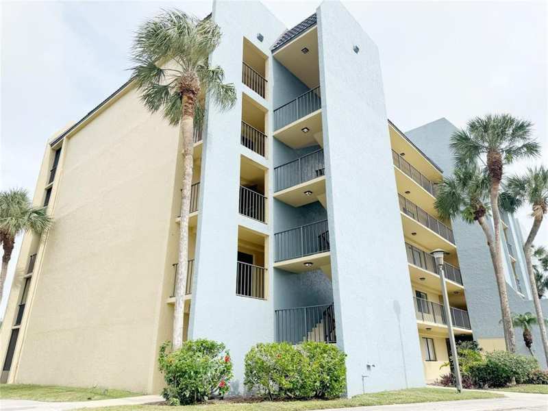 2788 Tennis Club Drive # 101, West Palm Beach FL 33417