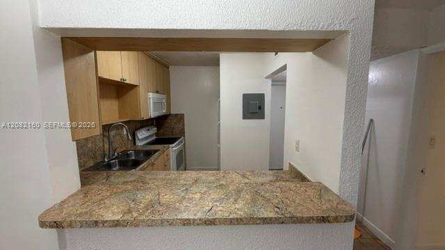 6070 W 18th Ave # 306, Hialeah FL 33012