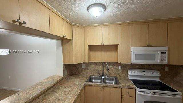 6070 W 18th Ave # 306, Hialeah FL 33012
