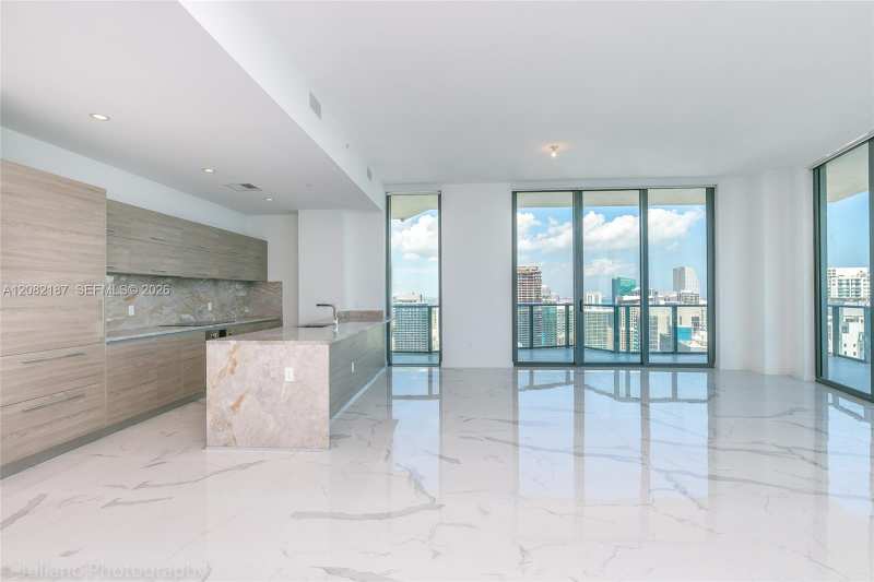 1300 S Miami Ave, Miami FL 33130