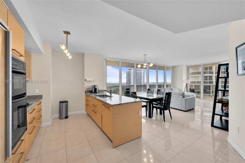 1830 S Ocean Dr # 3508, Hallandale Beach FL 33009