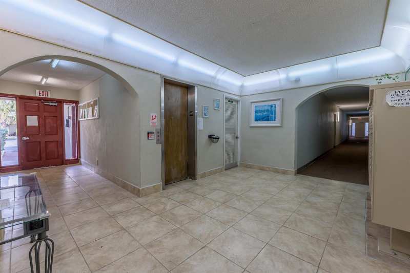 4047 NW 16TH Street # 307, Lauderhill FL 33313