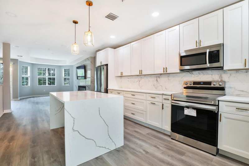 2425 San Pietro Circle, Palm Beach Gardens FL 33410