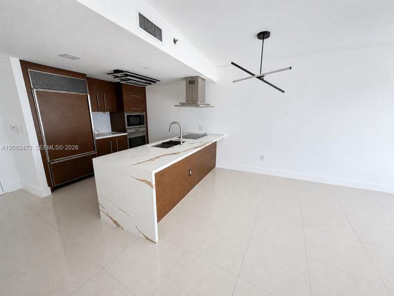 465 Brickell Ave # 417, Miami FL 33131