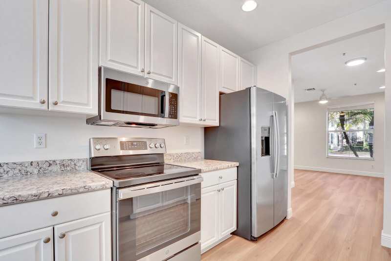 4313 PARKSIDE Drive, Jupiter FL 33458