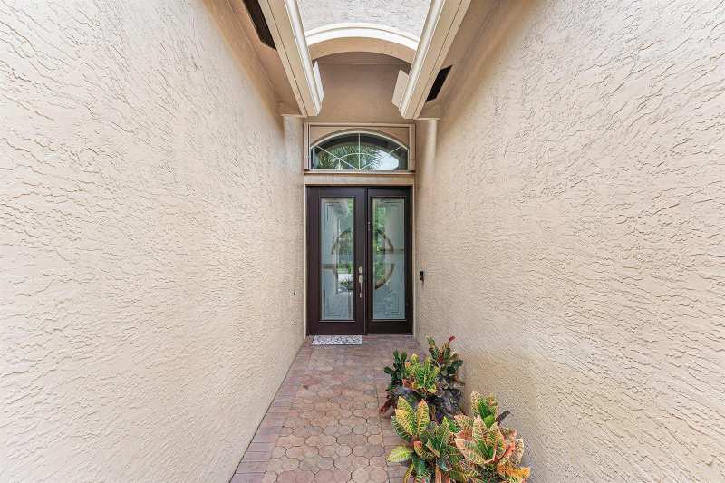 9989 YELLOWFIELD Drive, Boynton Beach FL 33473