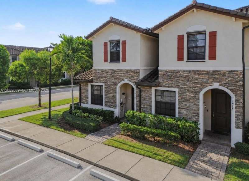 11416 SW 248th Ter, Homestead FL 33032