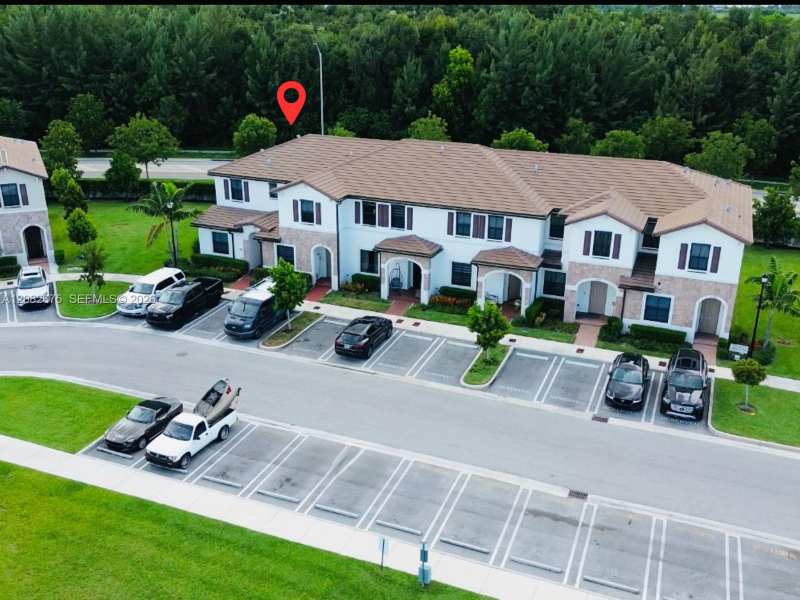 11388 W 34th Way, Hialeah FL 33018