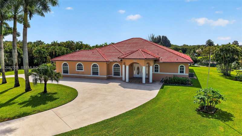 6110 SW 190th Ave, Southwest Ranches FL 33332