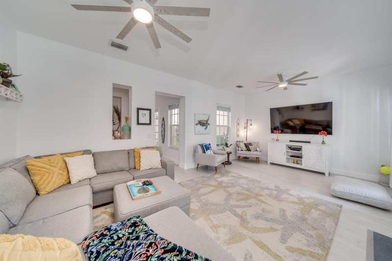 8335 NW 7TH Terrace, Boca Raton FL 33487