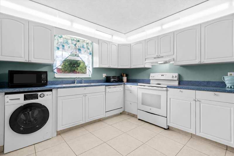 892 WORCESTER Lane # B, Lake Worth FL 33467