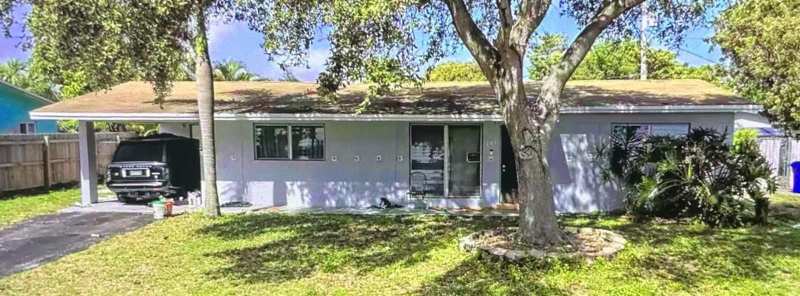 223 SE 14TH Place, Deerfield Beach FL 33441