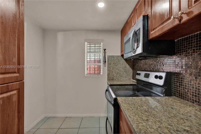 2145 SW 7th St # 3, Miami FL 33135