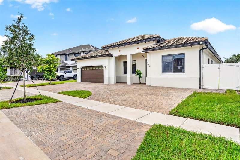 17781 SW 41st St, Miramar FL 33029