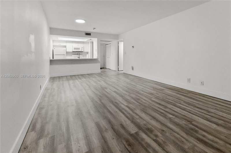 8100 Geneva Ct # 141, Doral FL 33166