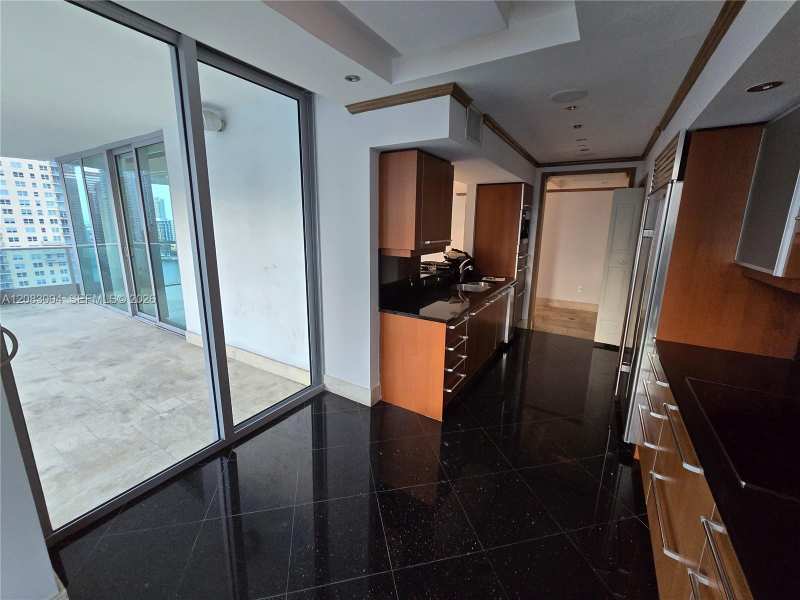 1331 Brickell Bay Dr # 2102, Miami FL 33131