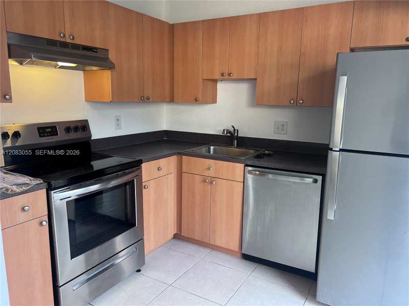 4651 NW 9th Dr # 4651, Plantation FL 33317