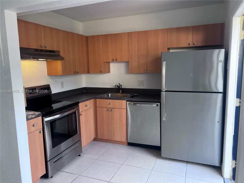 4651 NW 9th Dr # 4651, Plantation FL 33317