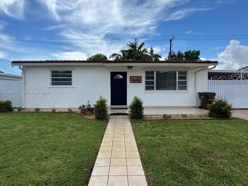 1160 W 33rd Pl, Hialeah FL 33012
