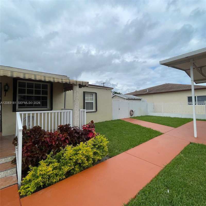 501 SE 7th St # A, Hialeah FL 33010