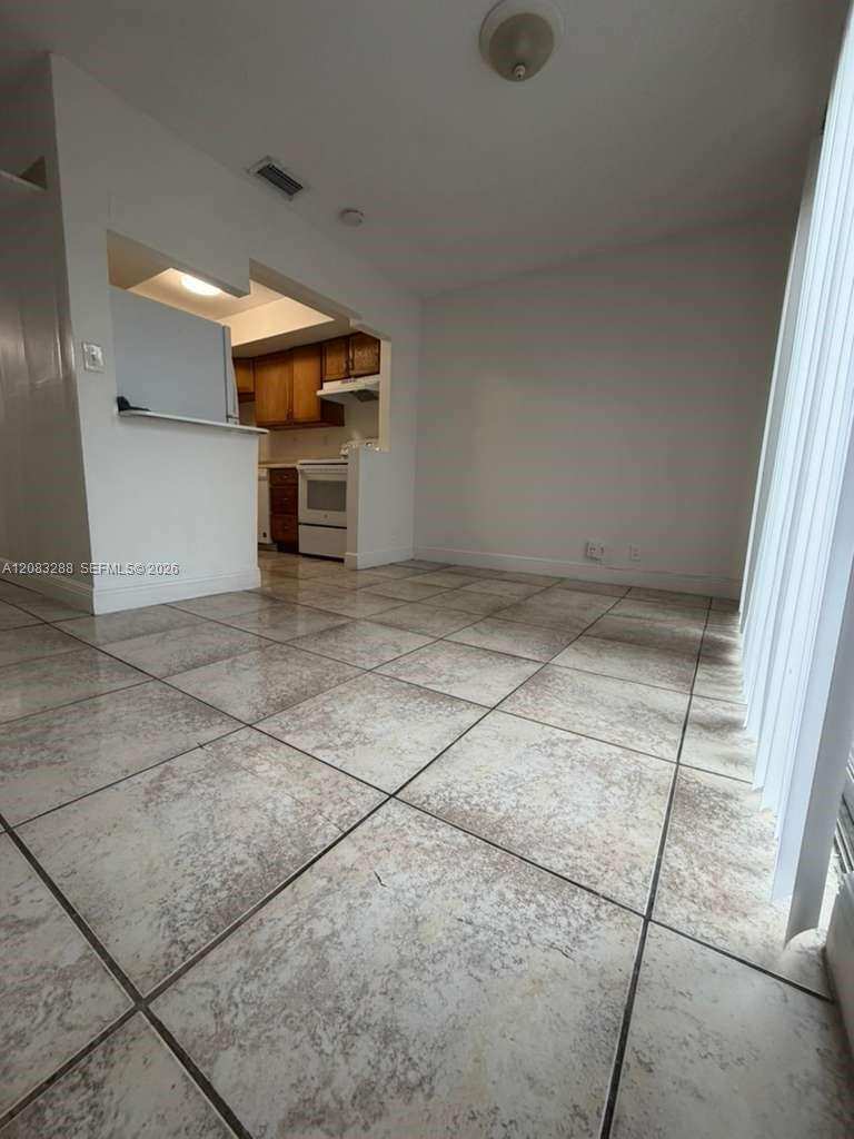 5822 NW 21st St, Lauderhill FL 33313