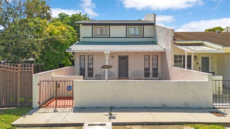 19599 NW 55th Cir Pl, Miami Gardens FL 33055