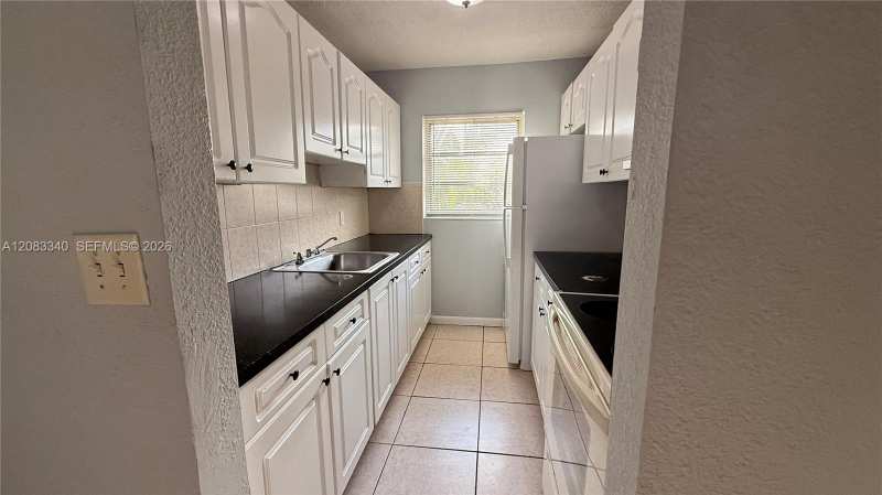 5318 NW 18th Pl # 5318, Lauderhill FL 33313