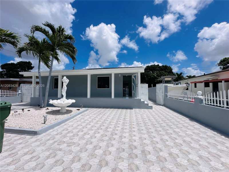 82 E 16th St, Hialeah FL 33010