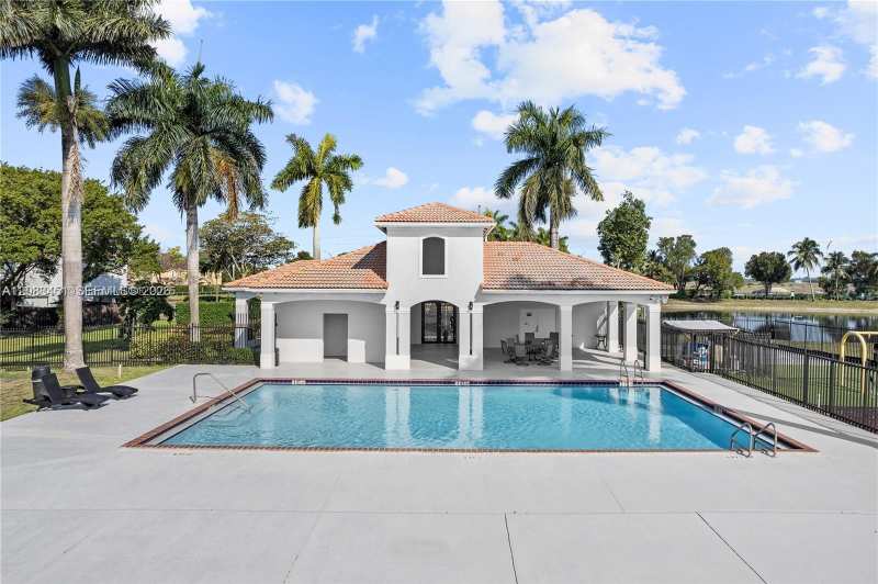 833 SW 148th Pl # 833, Miami FL 33194