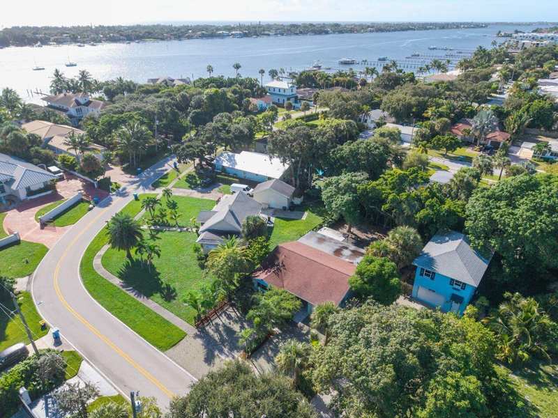 545 S LAKE Drive, Lantana FL 33462