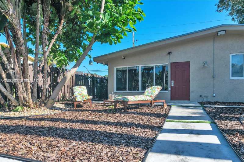 515 SW 12th St # 2, Fort Lauderdale FL 33315
