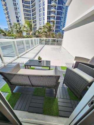 19201 Collins Ave # 117, Sunny Isles Beach FL 33160