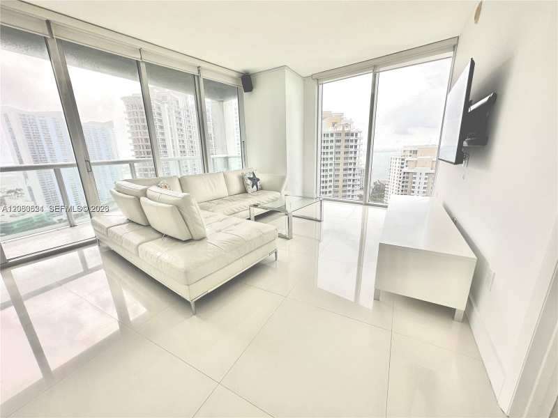 495 Brickell Ave # 2702, Miami FL 33131