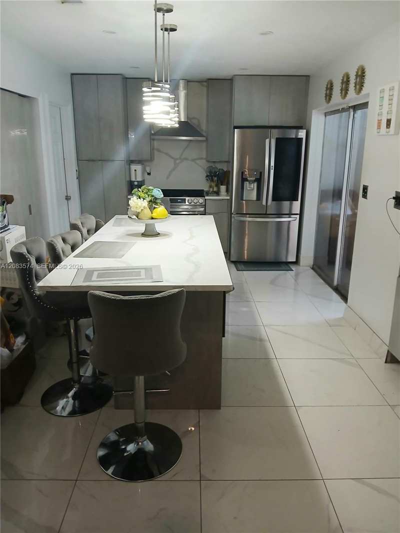3309 Acapulco Dr, Miramar FL 33023