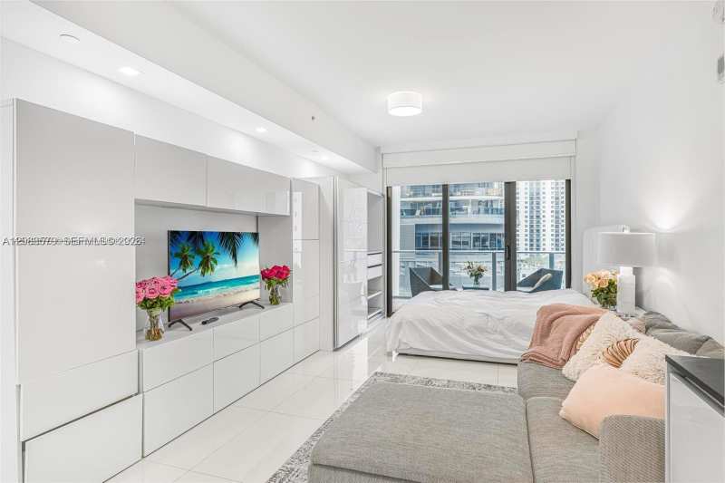 1010 Brickell Ave # 1710, Miami FL 33131