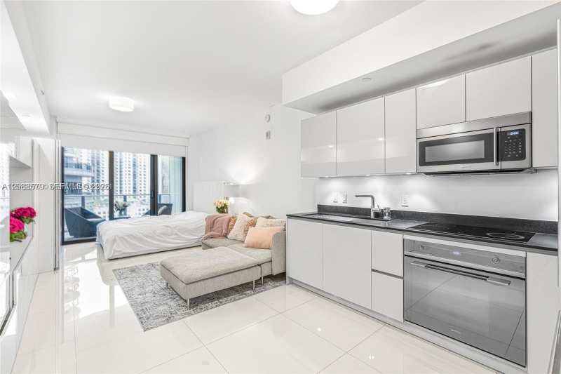 1010 Brickell Ave # 1710, Miami FL 33131